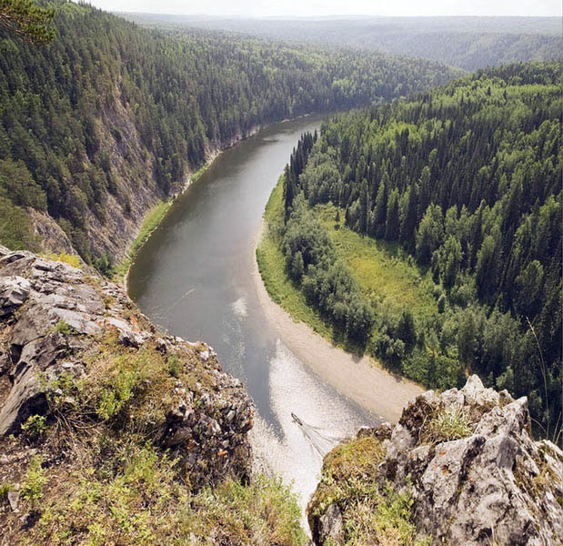 Река Чусовая - страна каменных исполинов